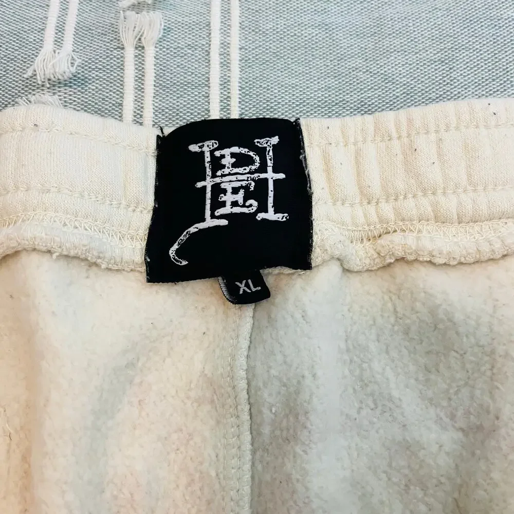 Ed Hardy Retro Tiger Fleece Sweat Shorts Off-White Cream Mens Size XL
